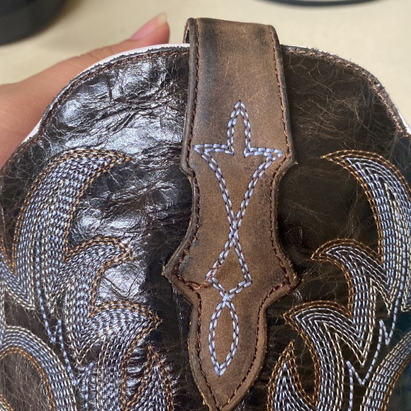 J B Dillion - Picture 9 of 9